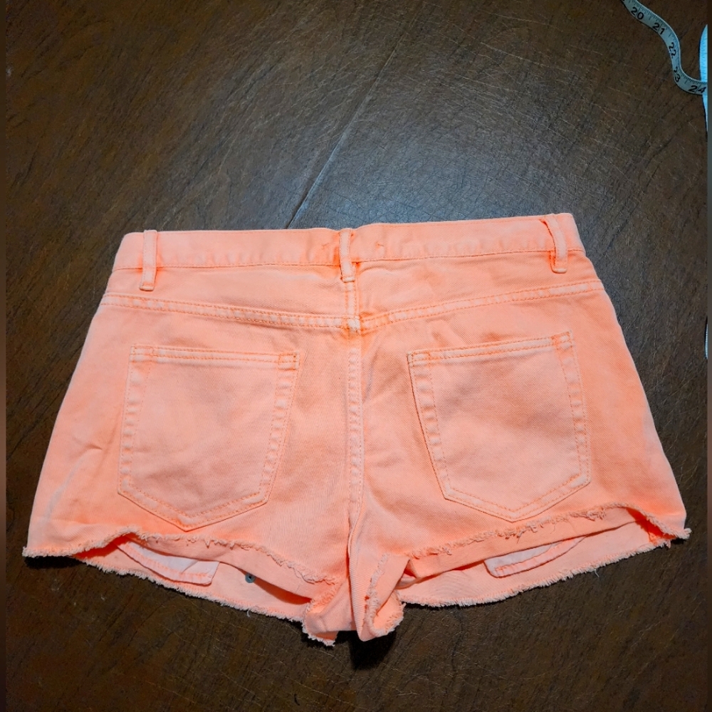 Studded Peach / Salmon Women's Jeans Shorts - Picture 7 of 7